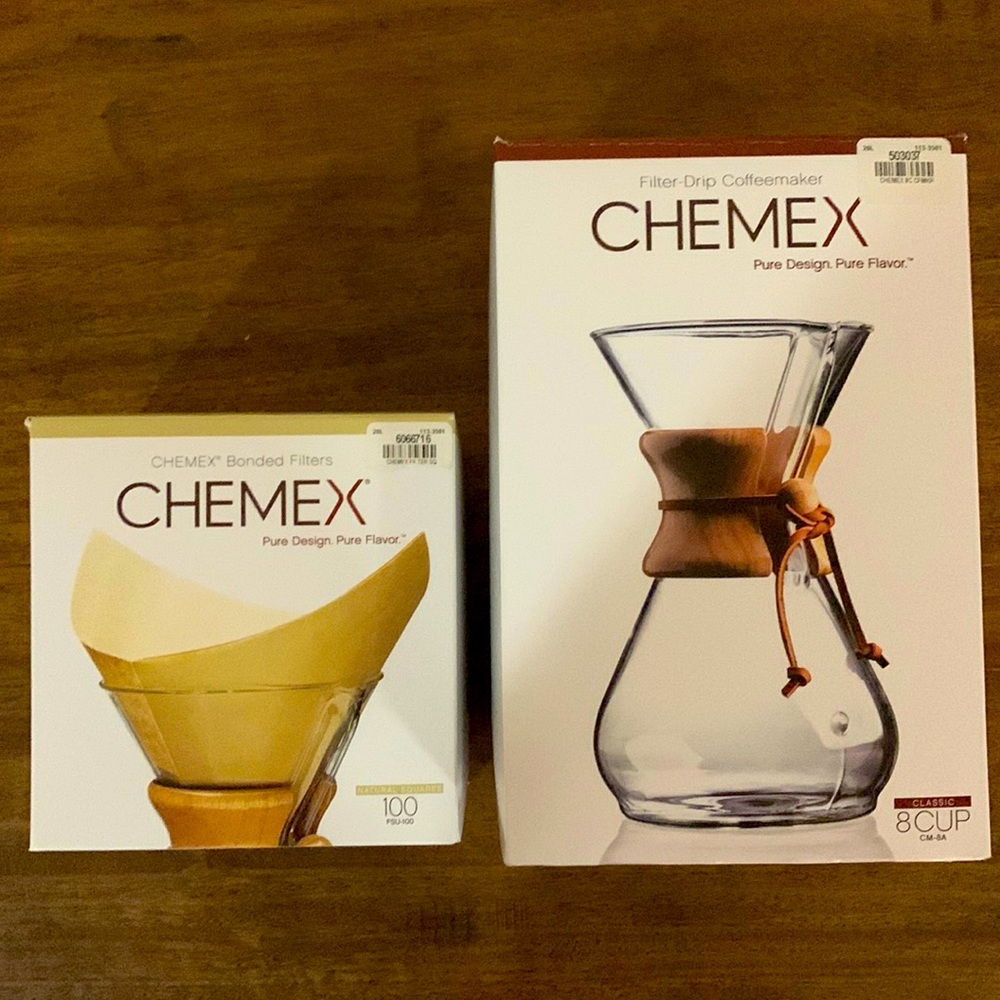 Brand new CHEMEX coffee maker and filters.